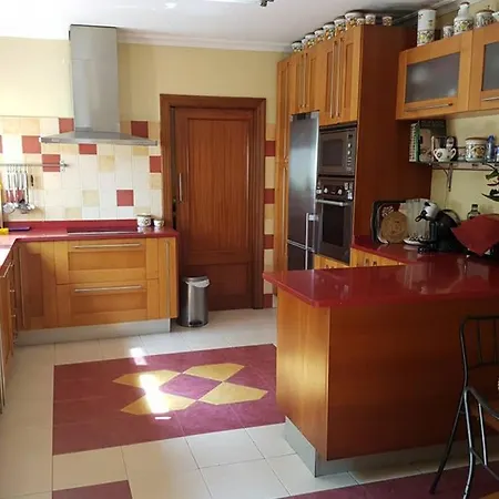 Villa Aliga Etxea. & Mountain Village