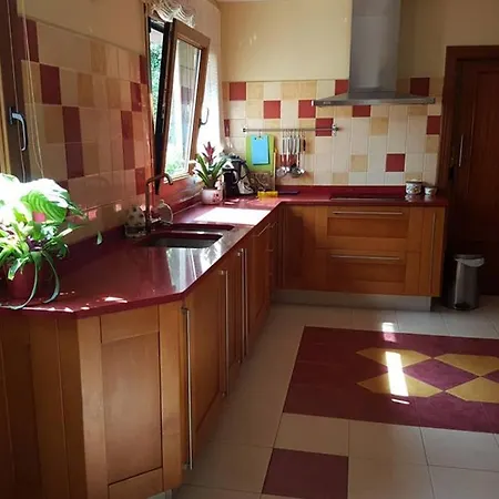 فيلة Aliga Etxea. & Mountain Village *