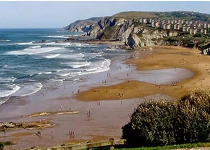 Aliga Etxea. & Mountain Village Villa