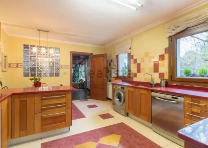 Aliga Etxea. & Mountain Village Villa